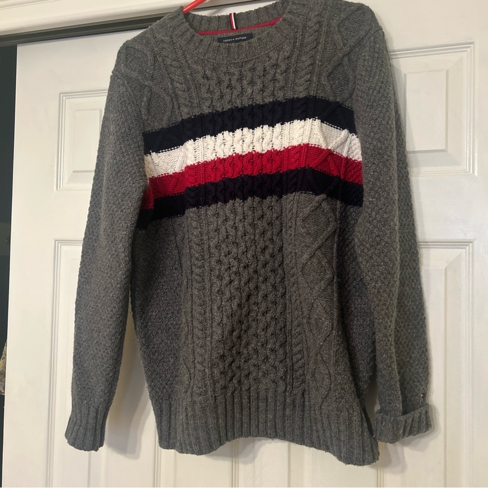 Vintage Tommy Hilfiger Men's Gray Wool Blend Logo Sweater Size L